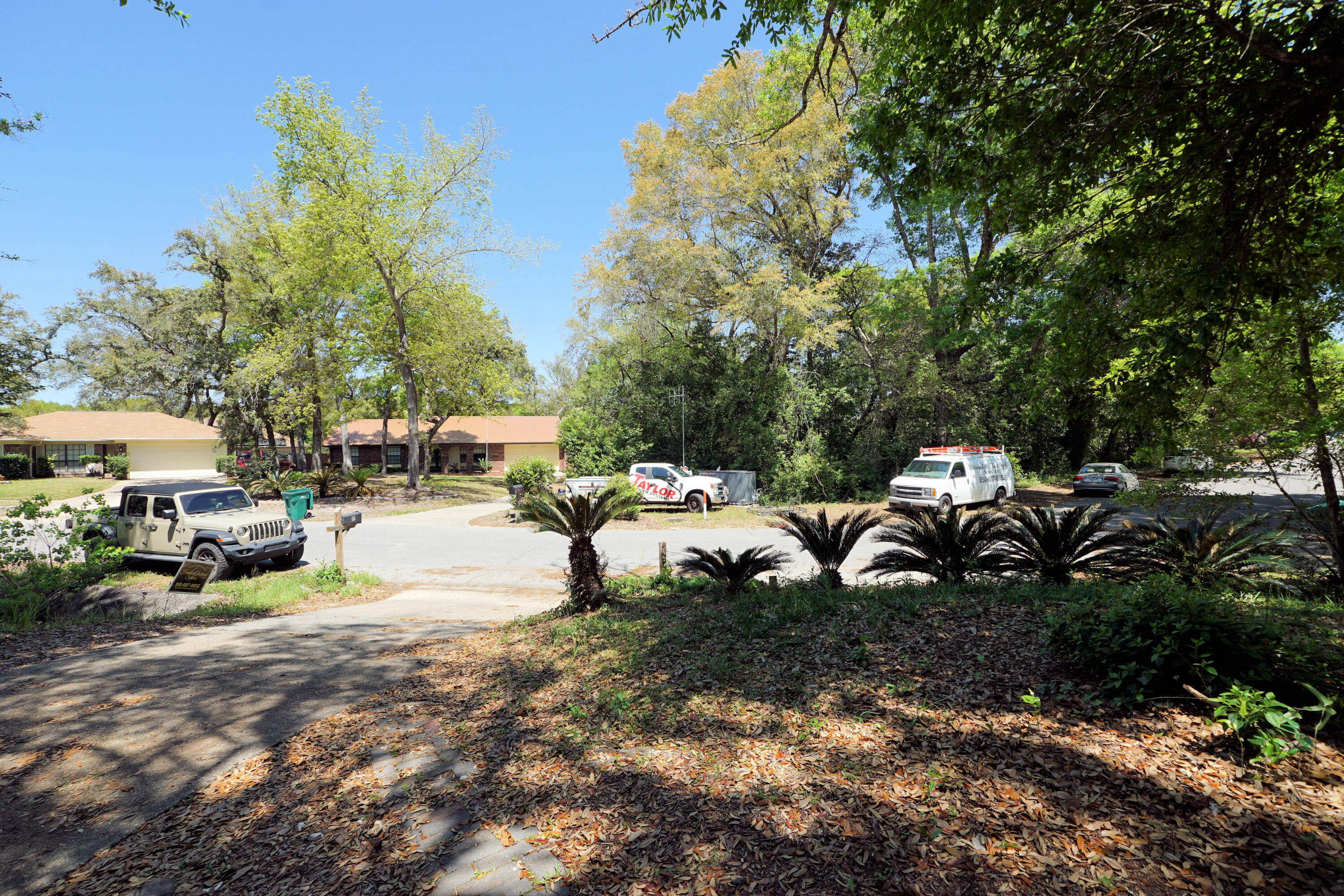 PALM CREST - Residential