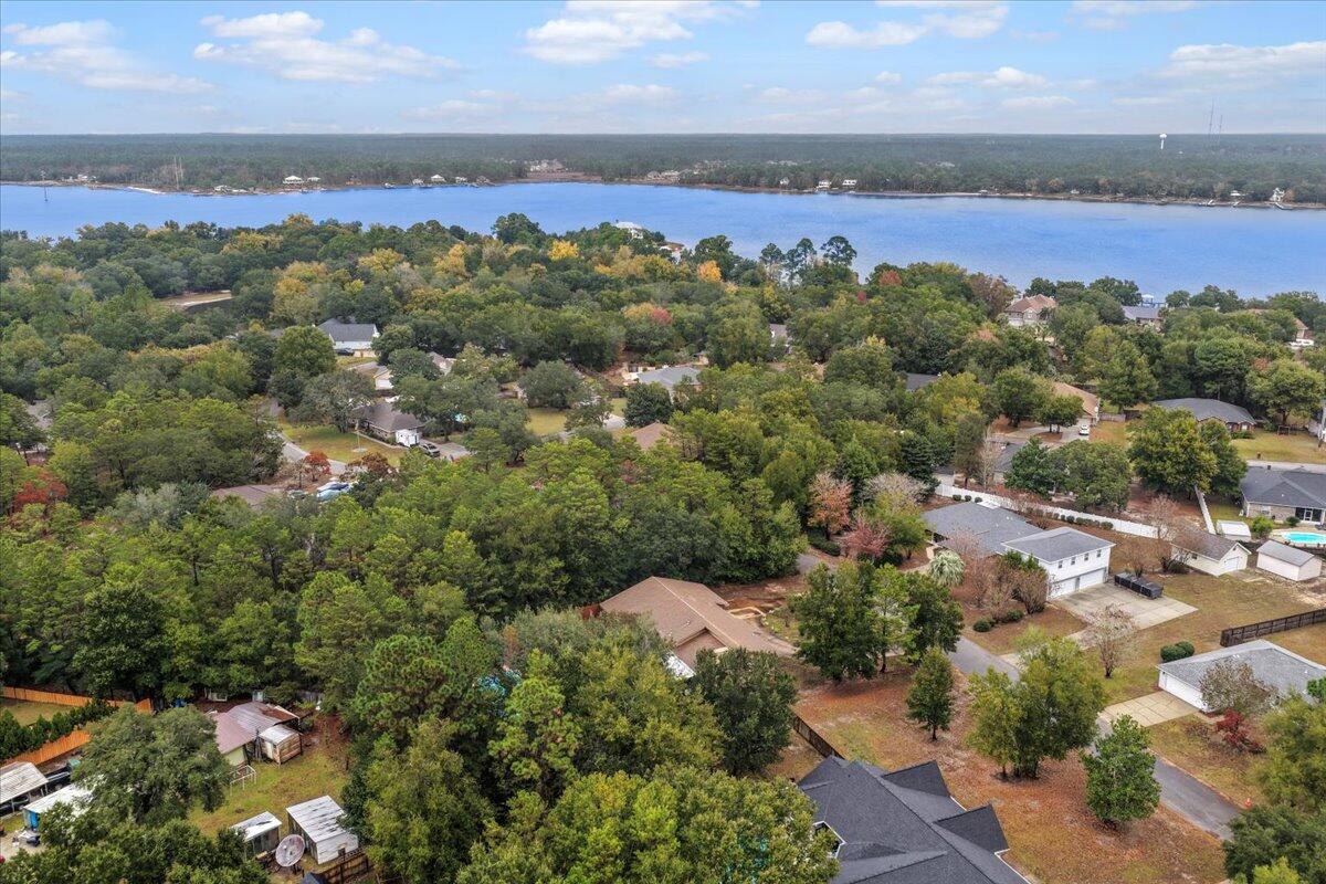 ROBLEDAL ESTATES - Residential