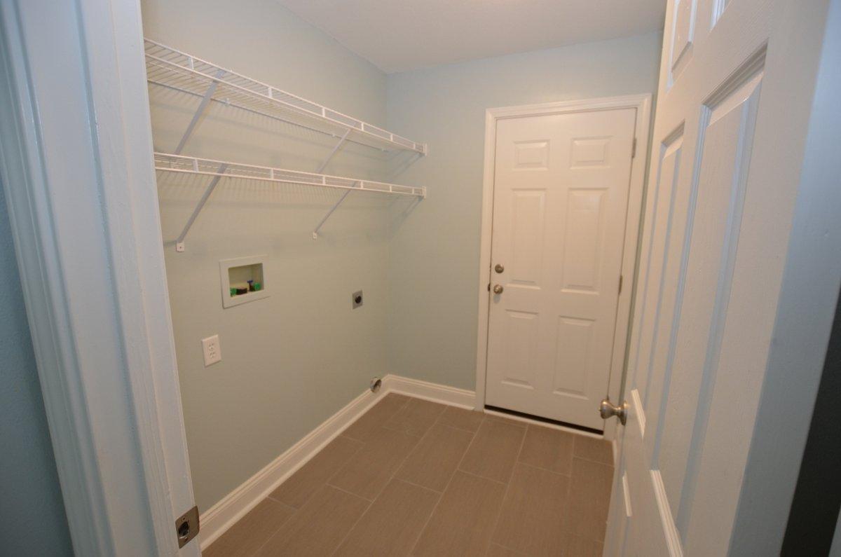 COUNTRYVIEW ESTATES 9TH ADDN - Residential