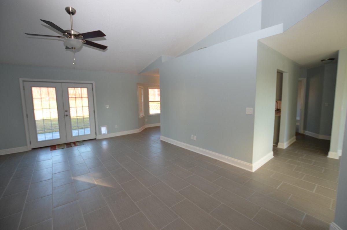 COUNTRYVIEW ESTATES 9TH ADDN - Residential