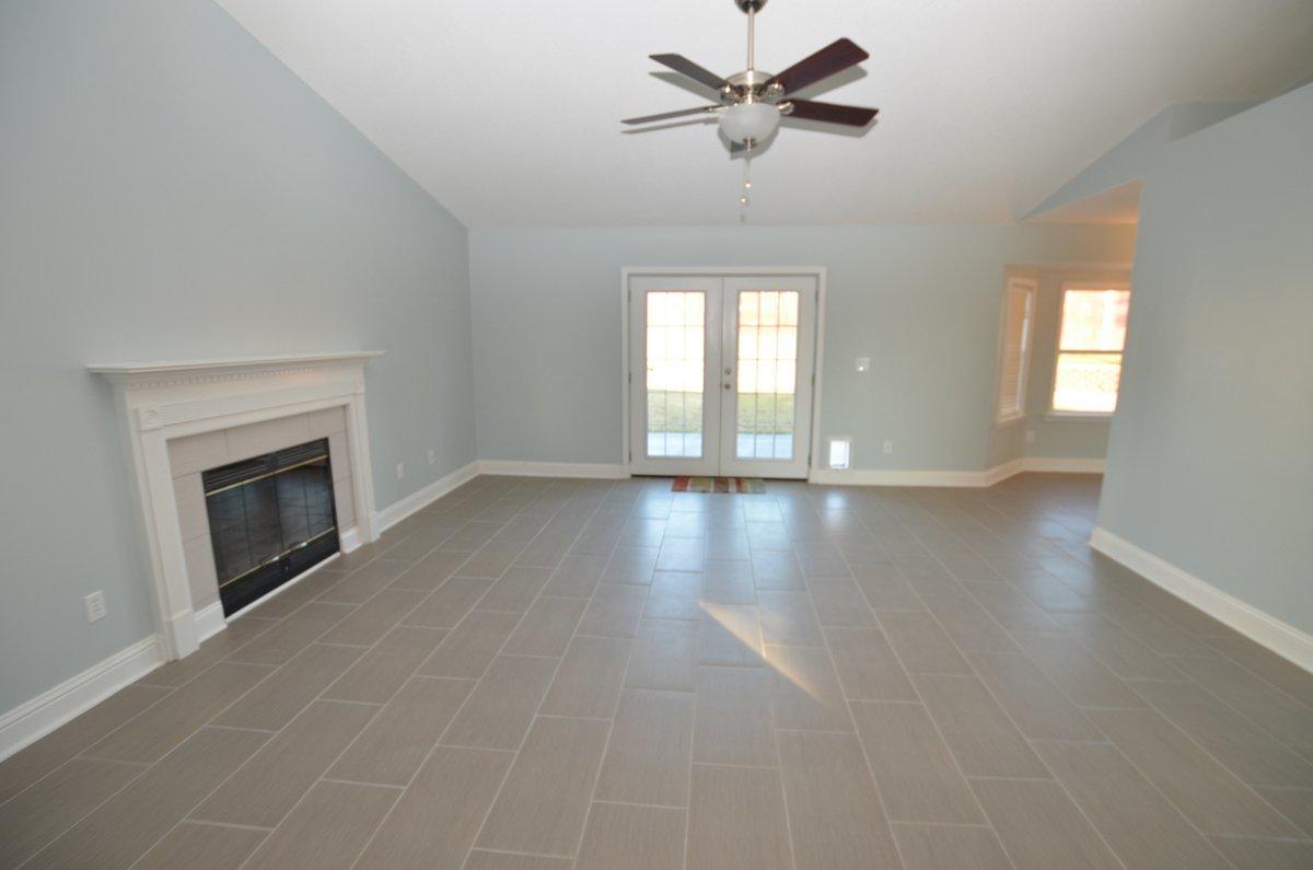 COUNTRYVIEW ESTATES 9TH ADDN - Residential