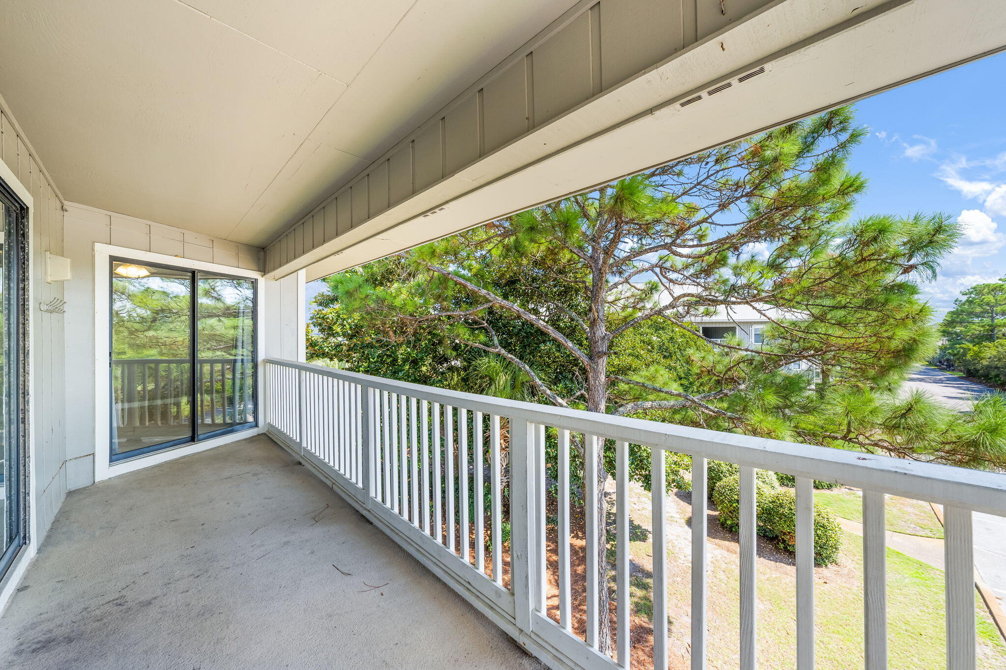 BEACHWOOD VILLAS CONDO - Residential Lease
