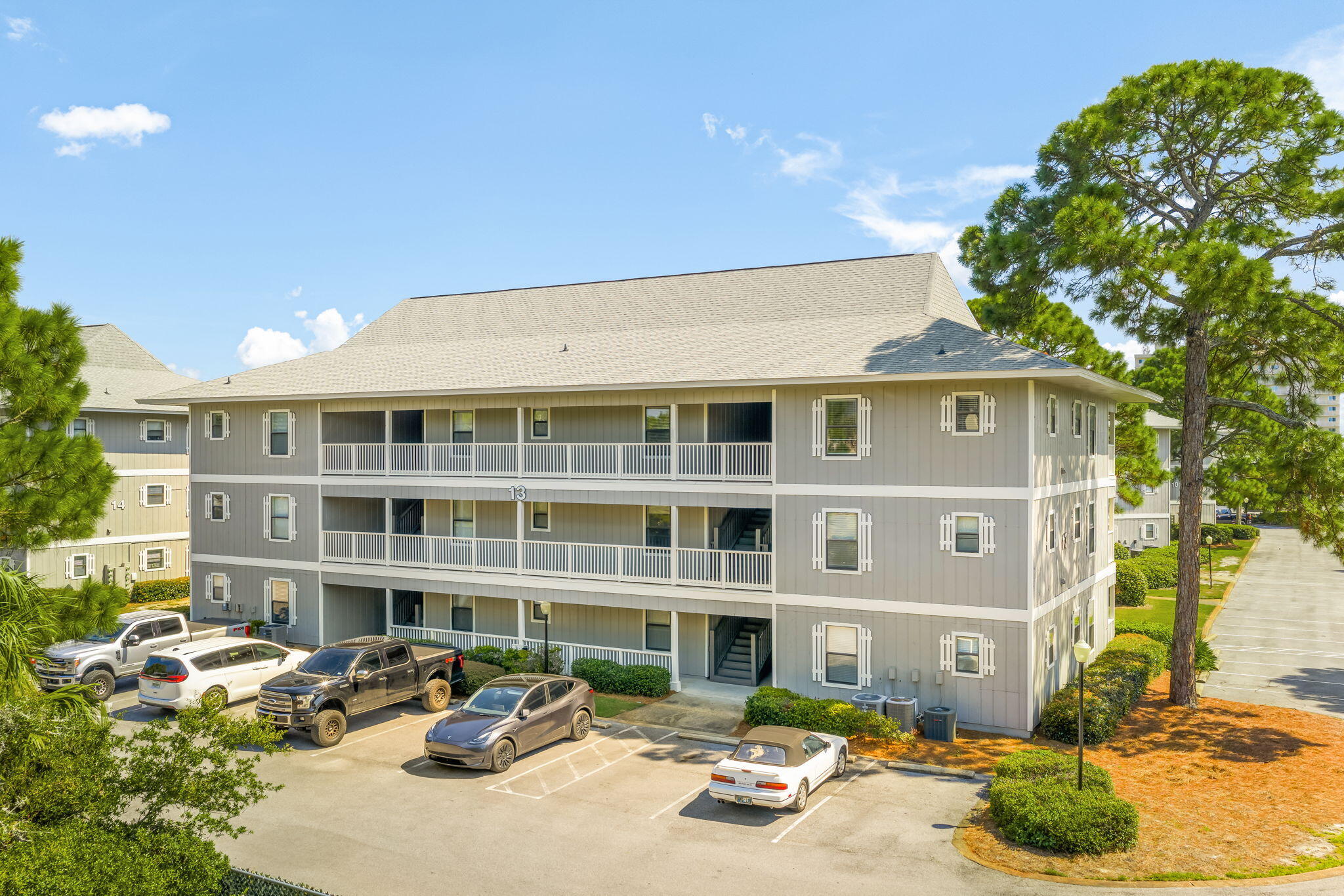 BEACHWOOD VILLAS CONDO - Residential Lease