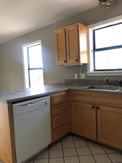 BEACHWOOD VILLAS CONDO - Residential Lease