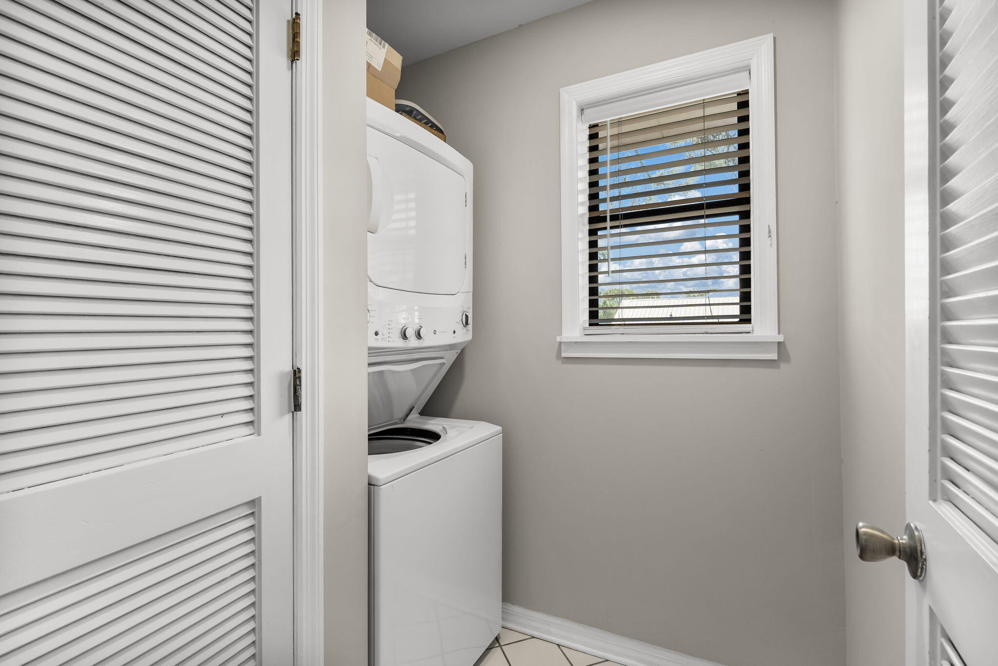 BEACHWOOD VILLAS CONDO - Residential Lease