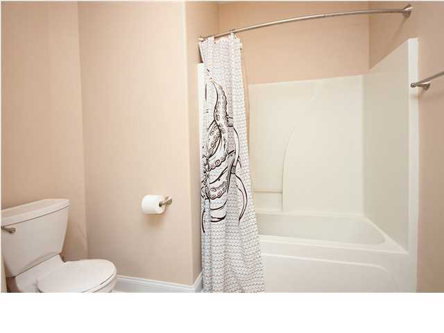 VALPARAISO PINECREST 6 - Residential