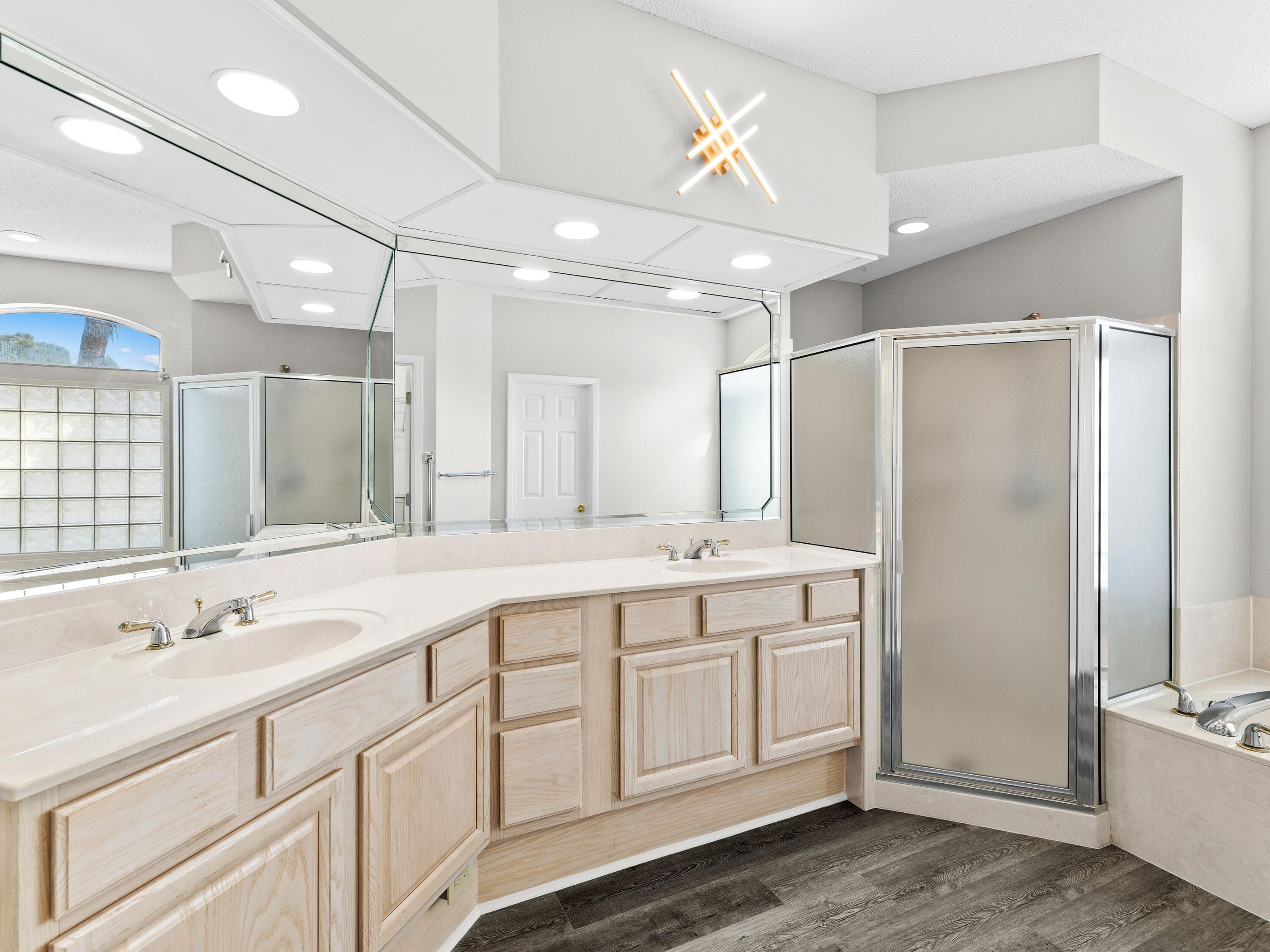 INDIAN LAKE PH 2 - Residential