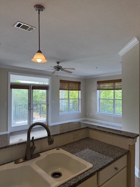 FRENCH QUARTERS - Residential Lease