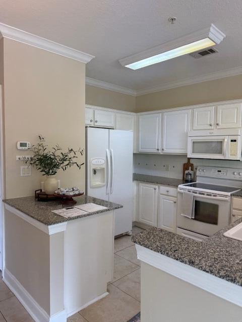 FRENCH QUARTERS - Residential Lease