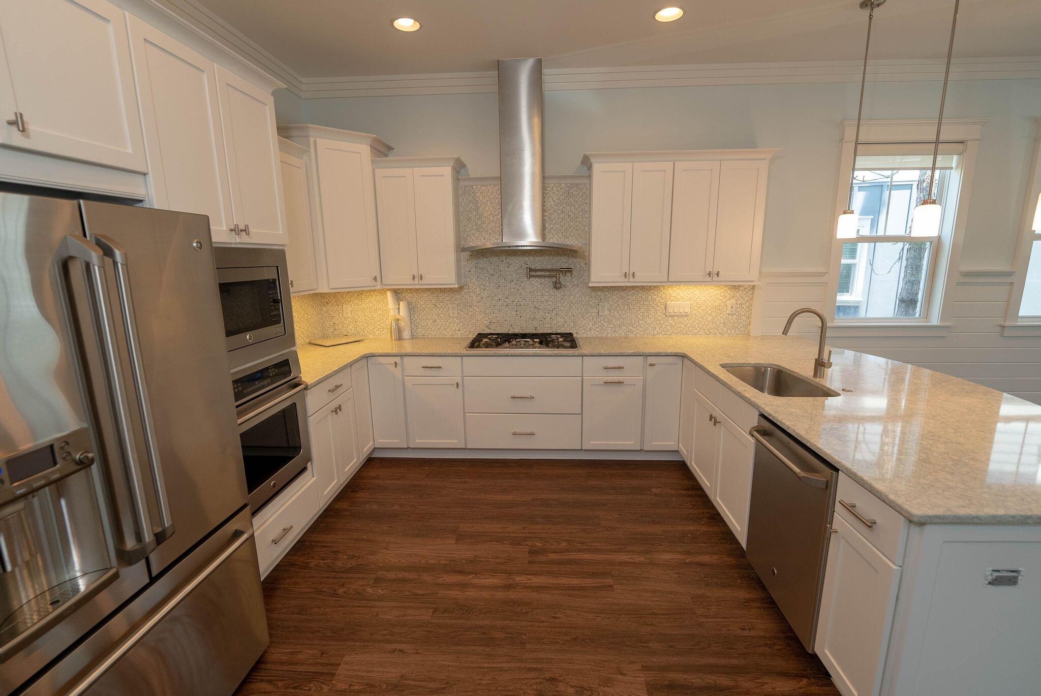 HIGHLAND PARKS - Residential