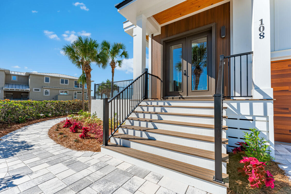 GULF PINES - Residential