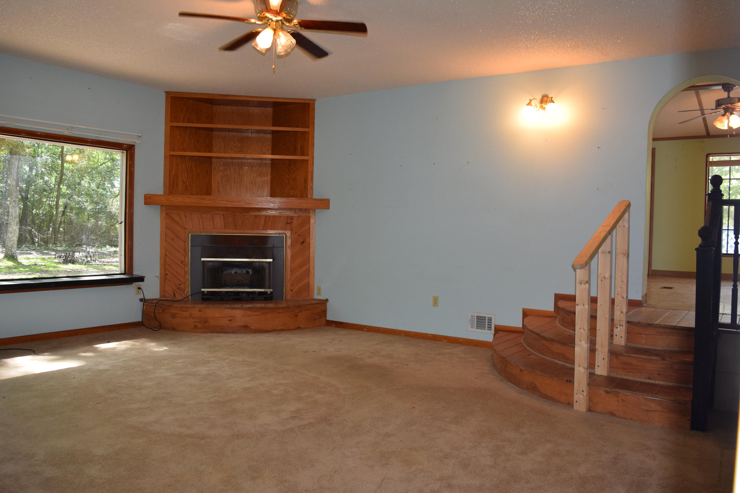 NO RECORDED SUBDIVISION - Residential