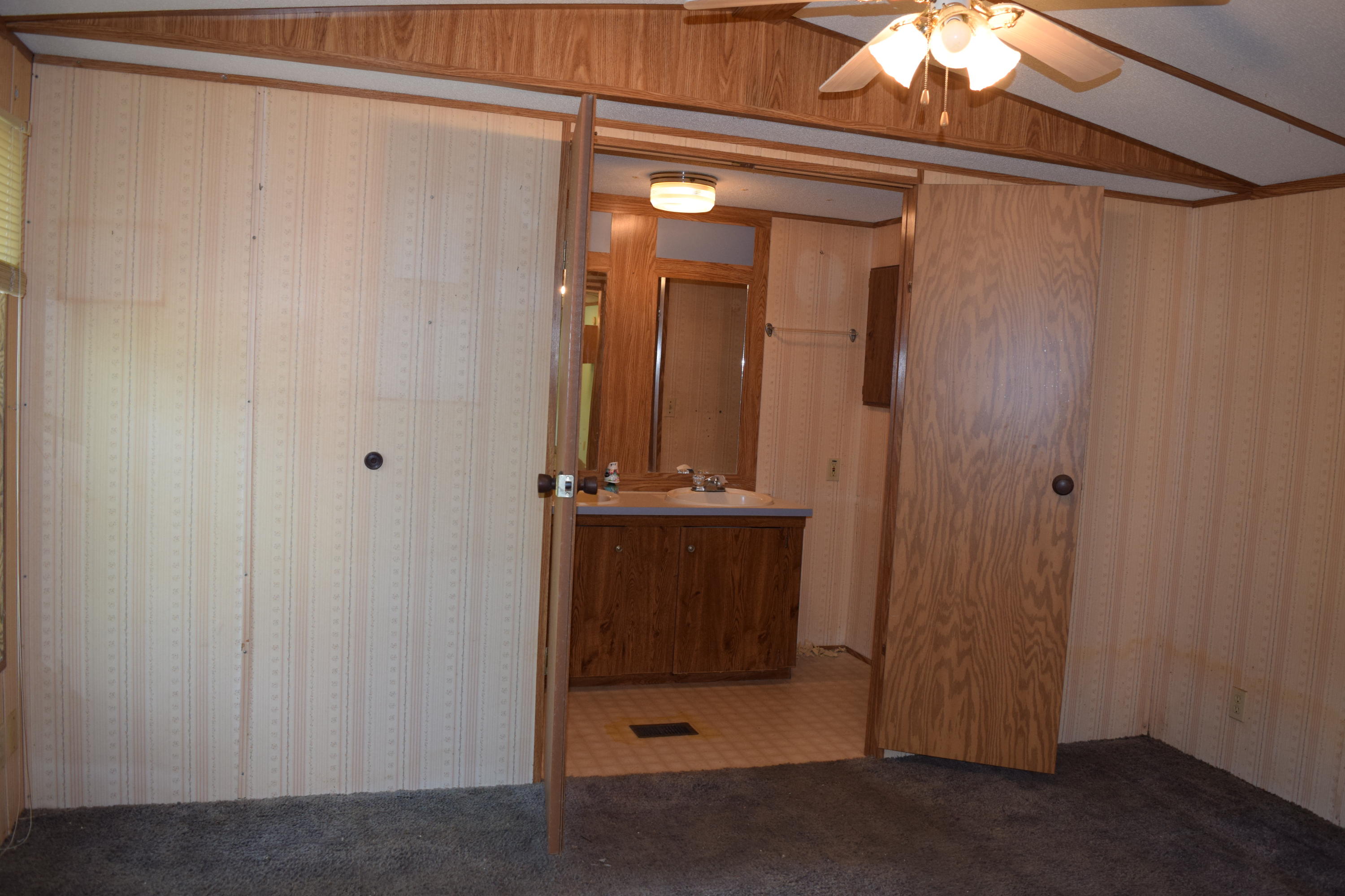 NO RECORDED SUBDIVISION - Residential