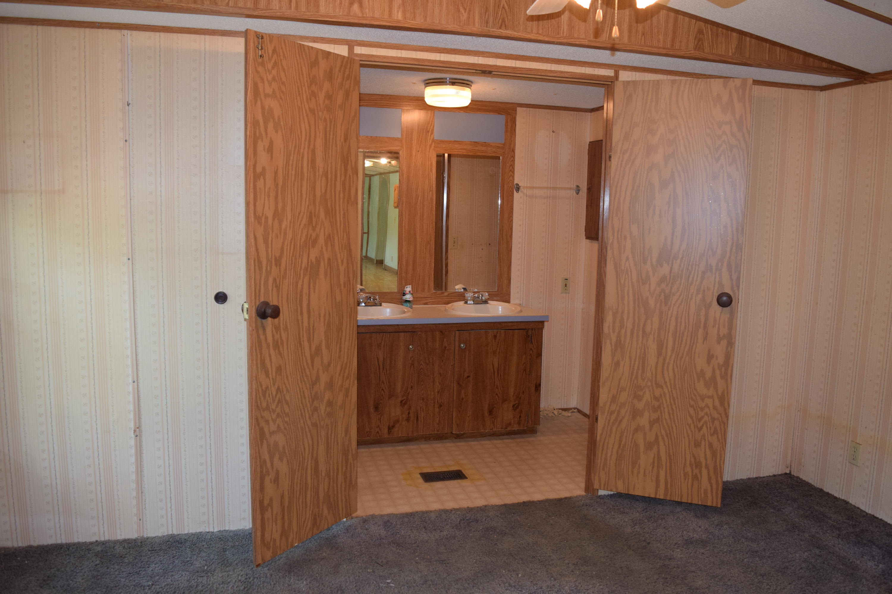 NO RECORDED SUBDIVISION - Residential