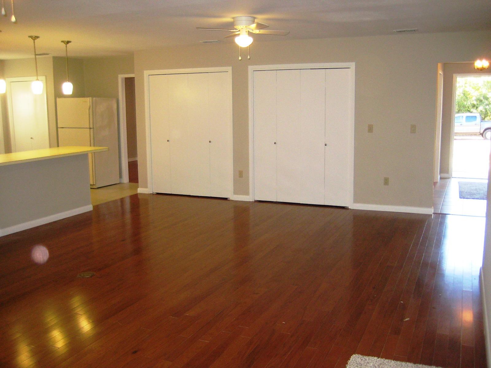 CRESTVIEW - Residential