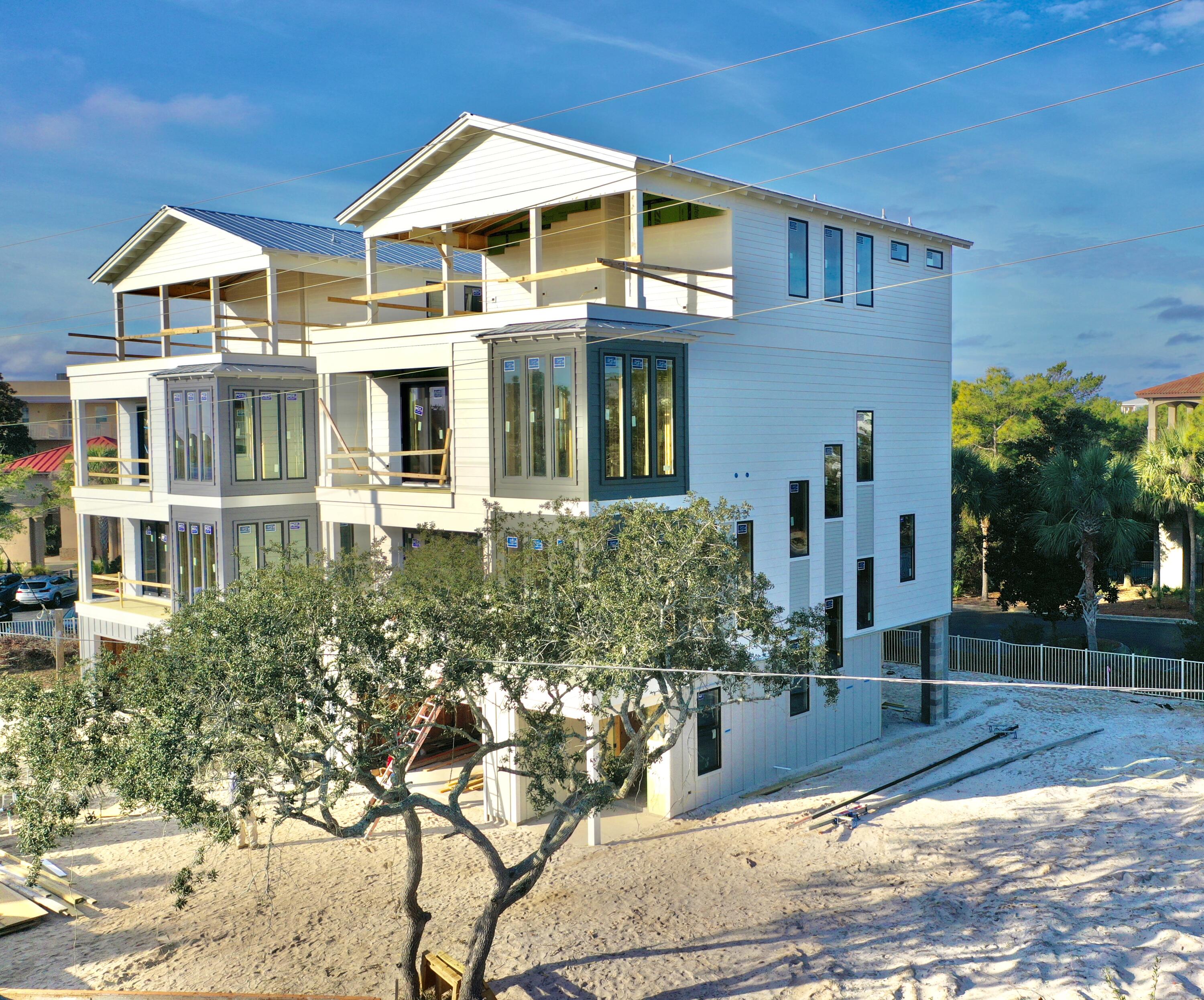 BLUE MOUNTAIN ESTATES - Residential