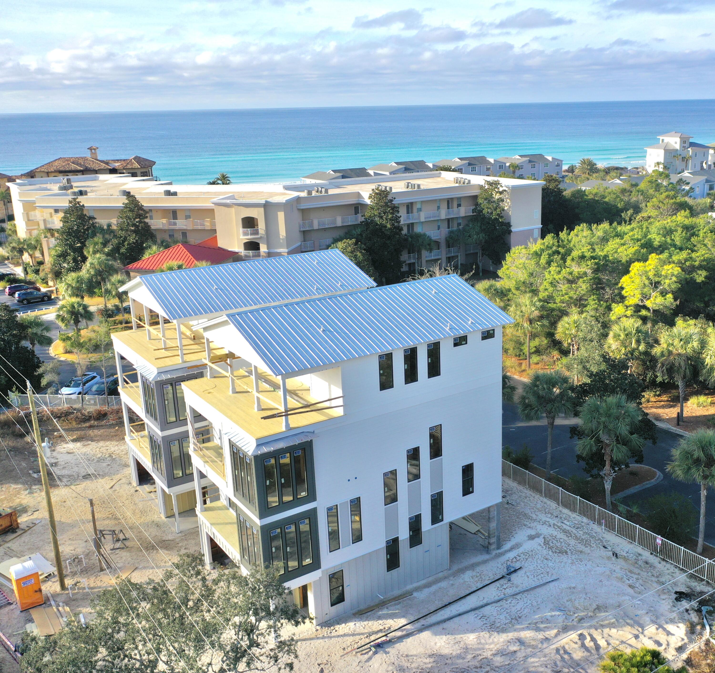 BLUE MOUNTAIN ESTATES - Residential