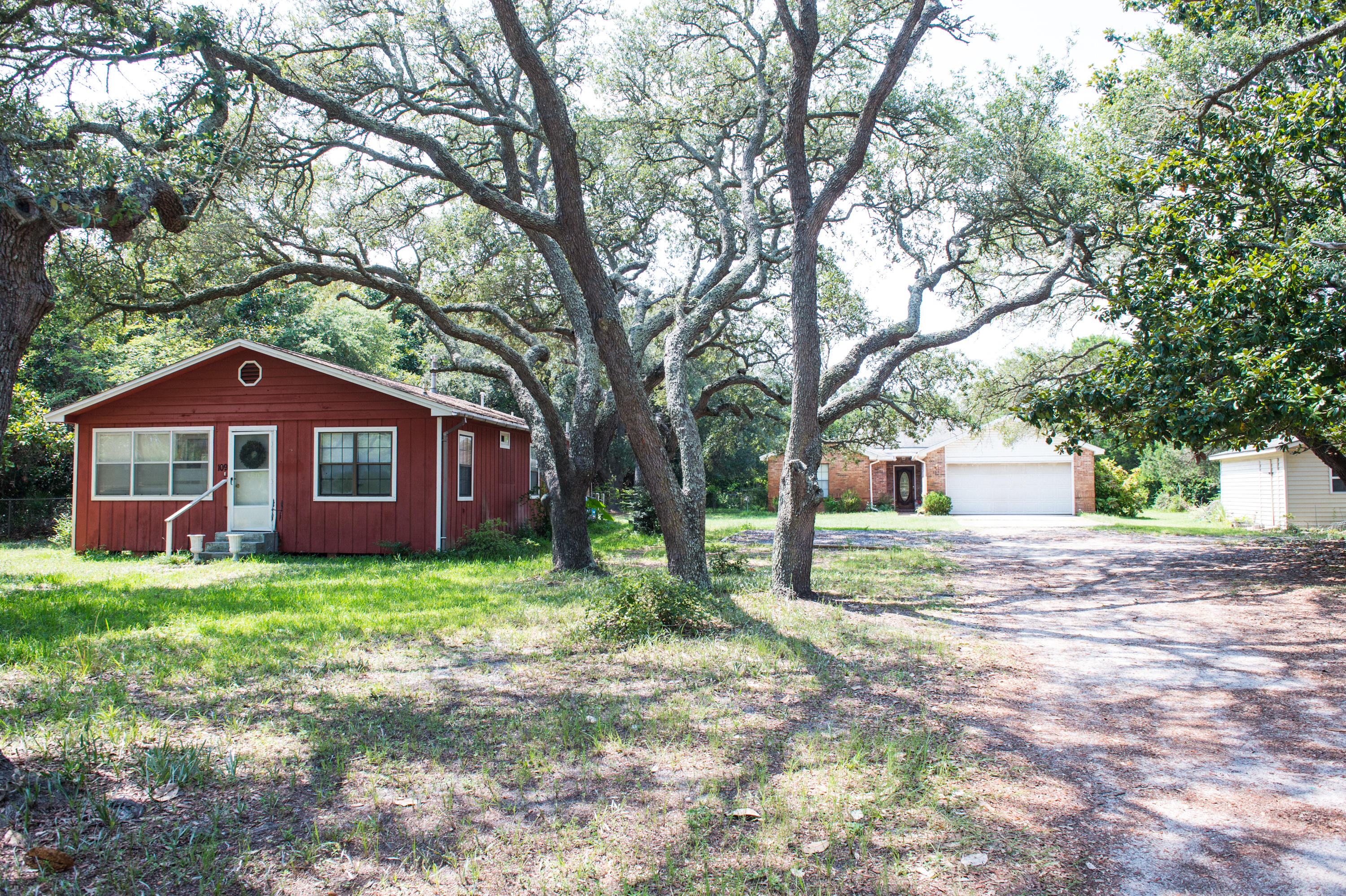 CALHOUN S/D TO DESTIN - Residential