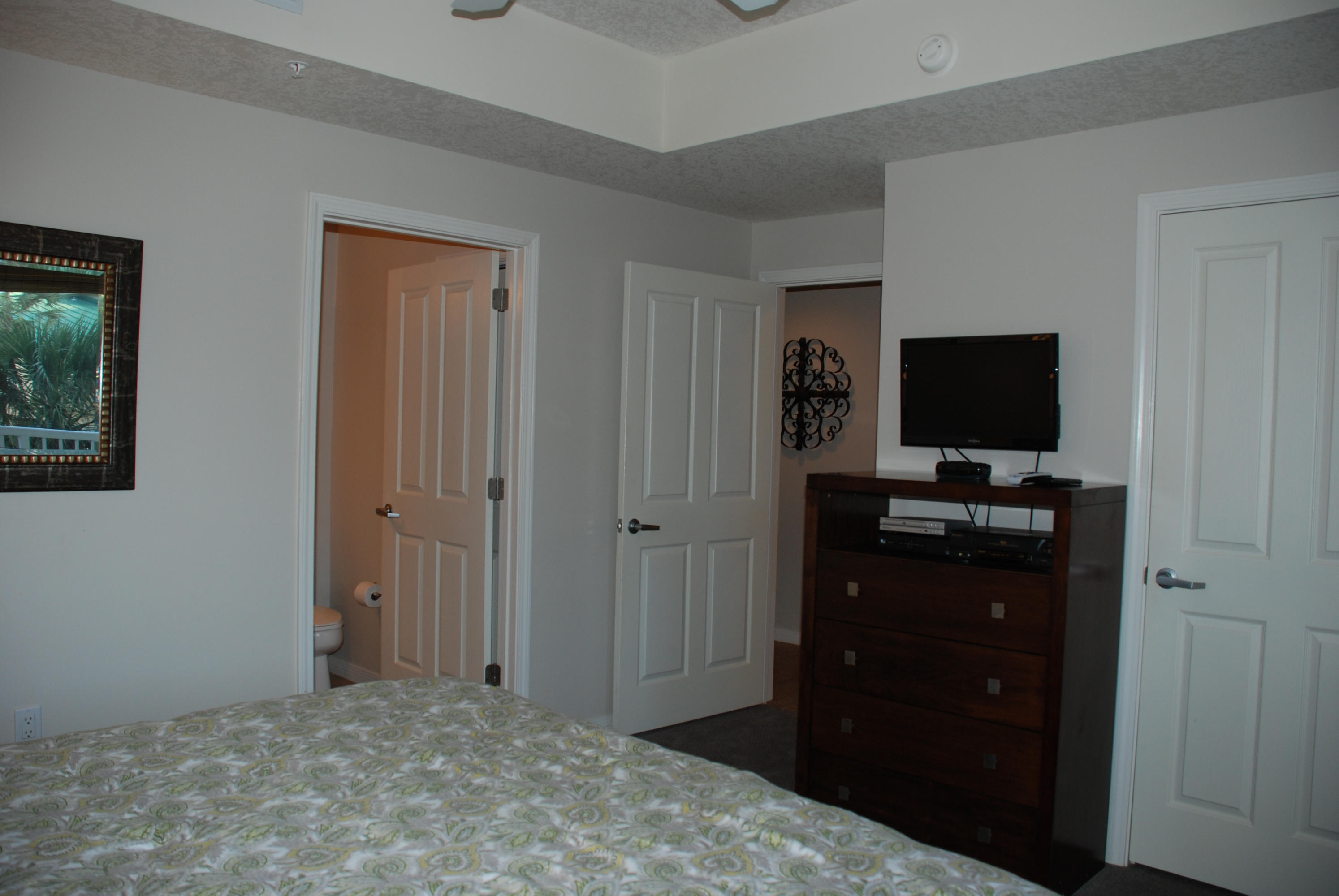 DESTIN WEST BEACH & BAY RESORT - Residential