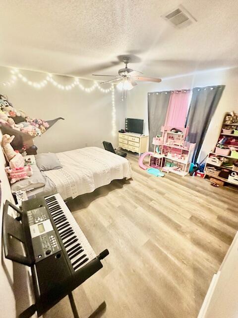 POST OAK PLACE PH 1 - Residential Lease