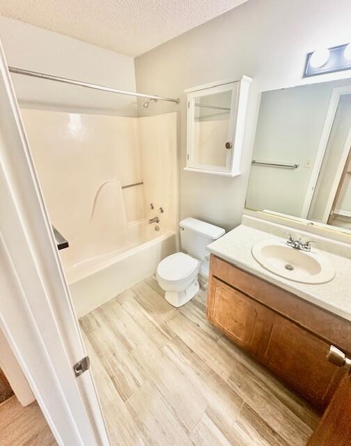 POST OAK PLACE PH 1 - Residential Lease