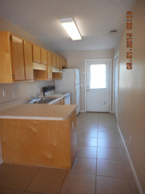 SEA LARK LANDING - Residential Lease