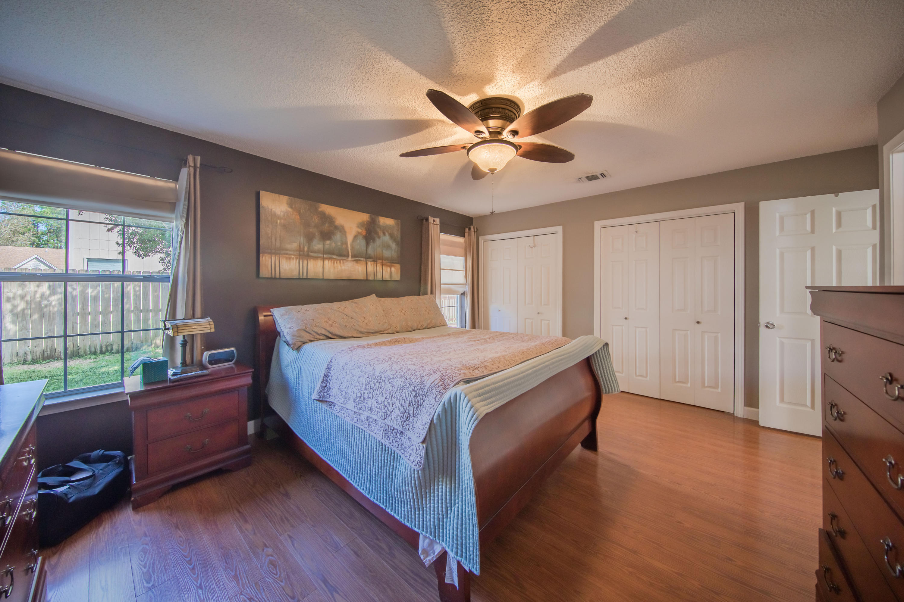 LAKE CHARLESTON - Residential