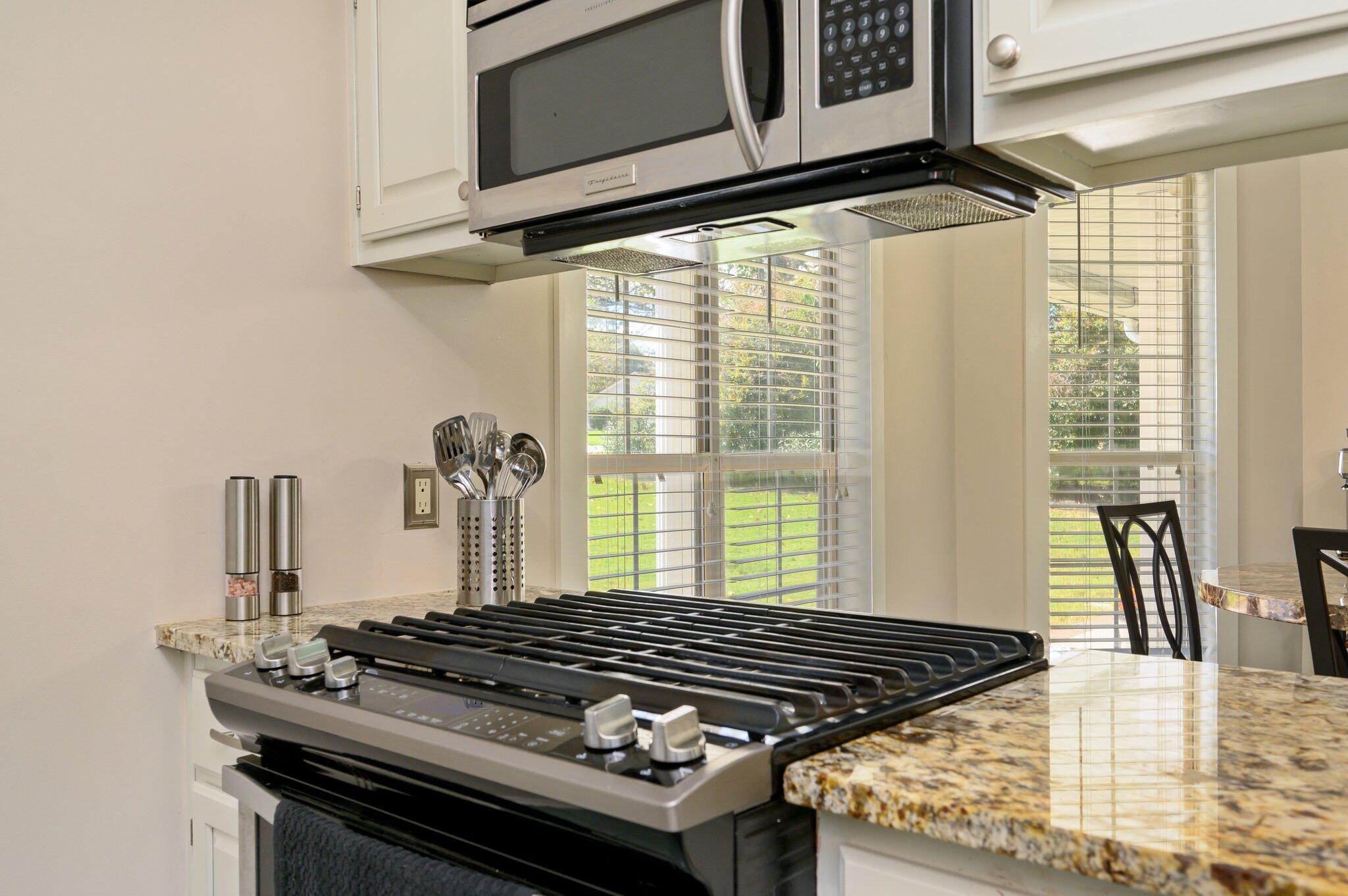 NORTHVIEW ESTATES - Residential