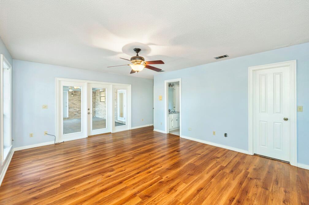 LAKE LORRAINE ESTATES - Residential