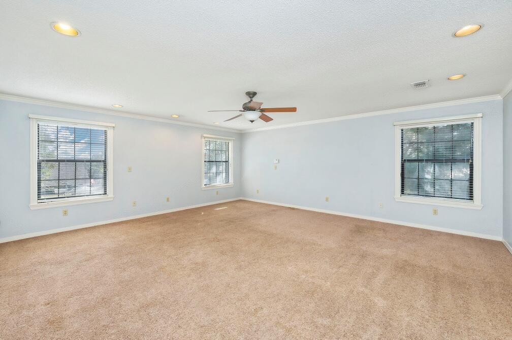 LAKE LORRAINE ESTATES - Residential