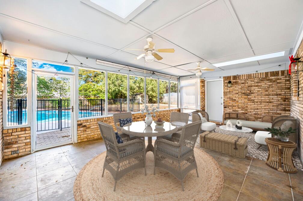 LAKE LORRAINE ESTATES - Residential