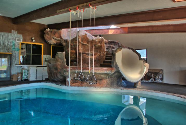 WOODLAWN UNIT 1 - Residential