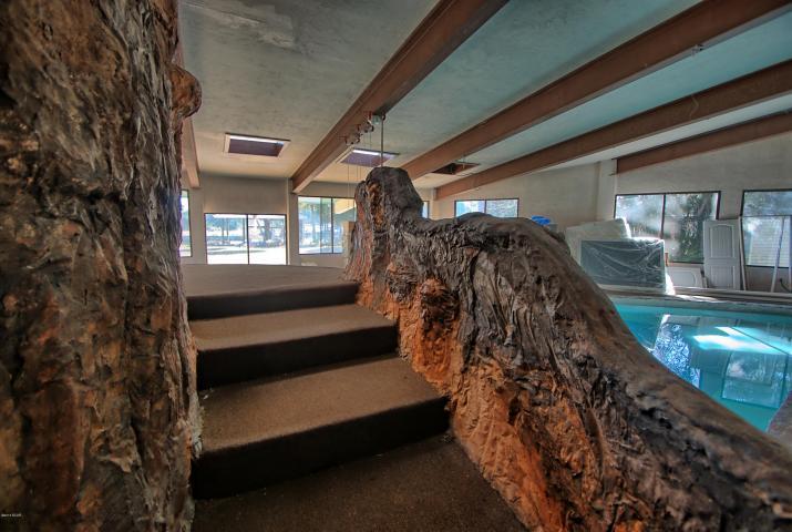 WOODLAWN UNIT 1 - Residential