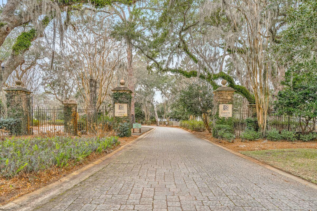 CARSON OAKS - Residential