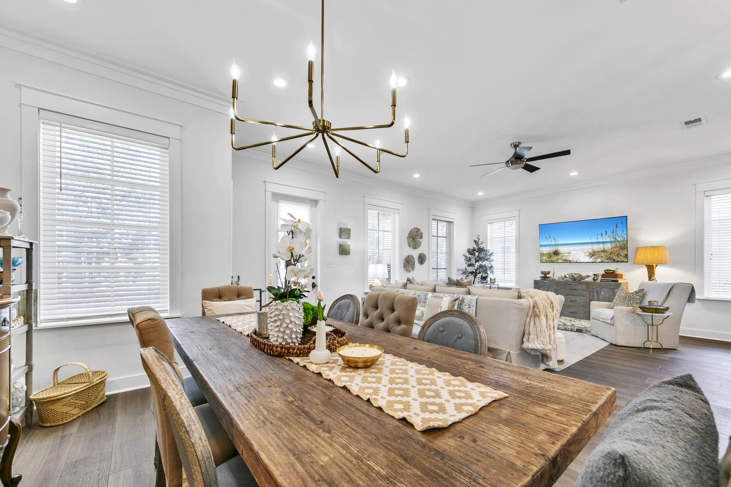 CARSON OAKS - Residential