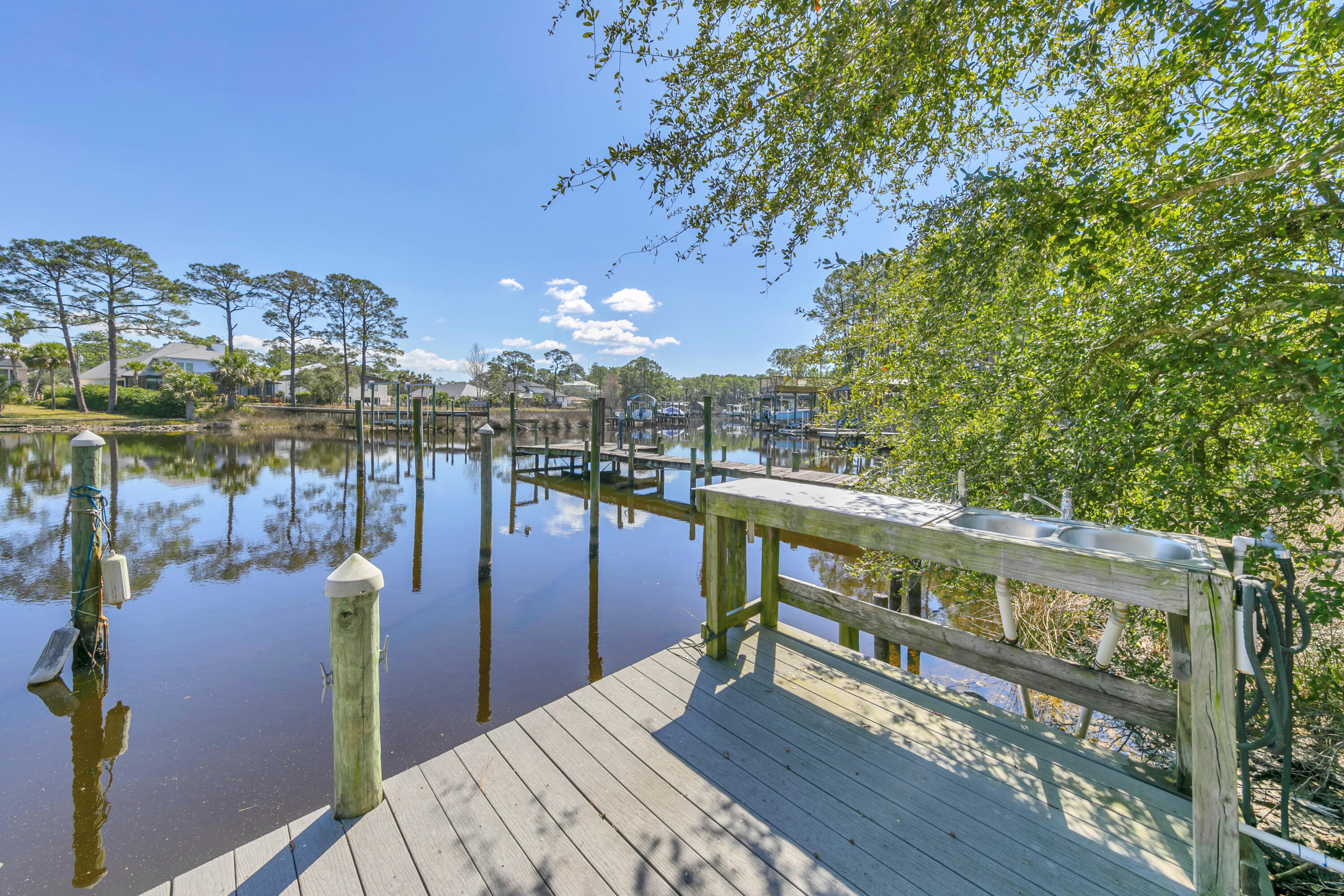 CARSON OAKS - Residential