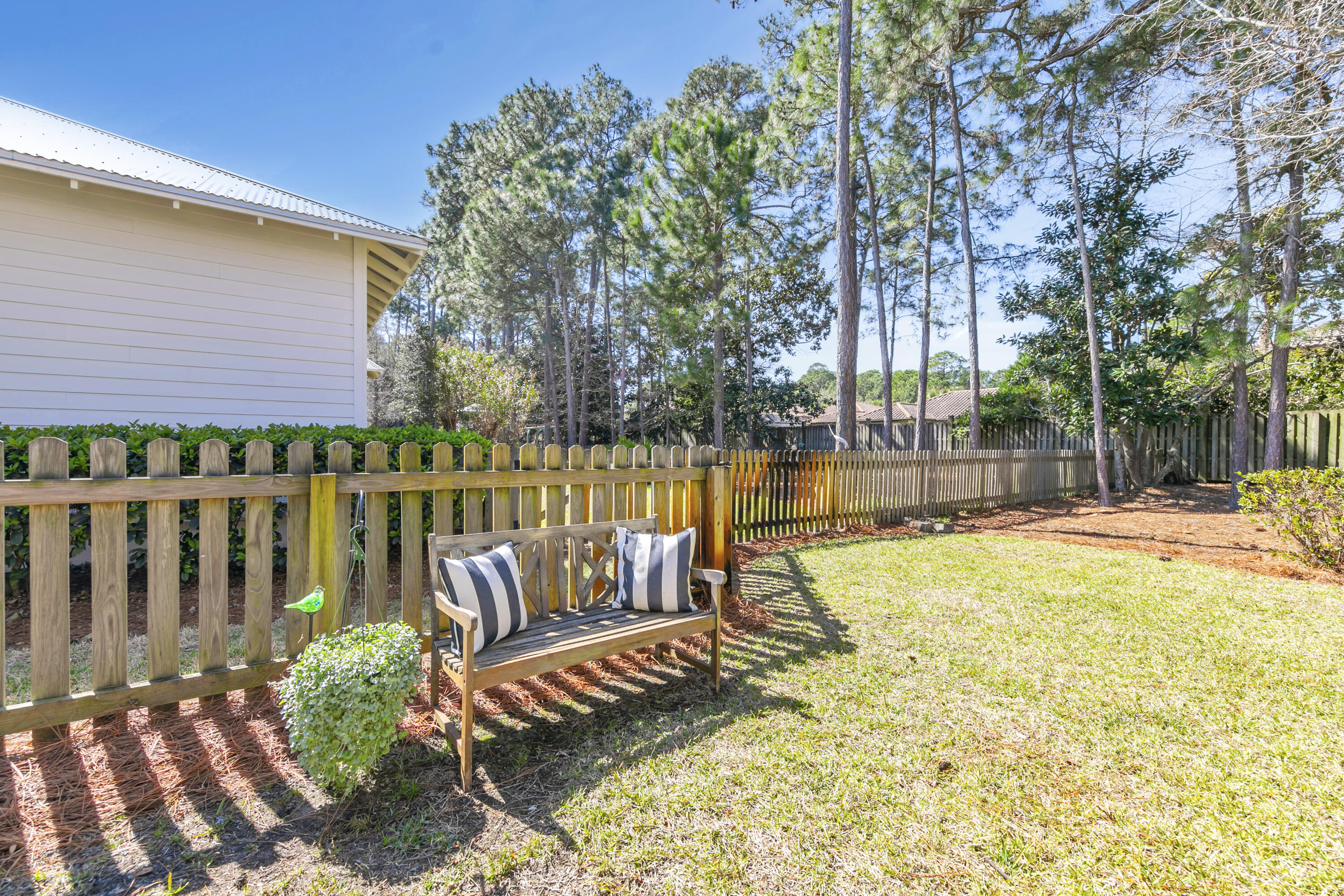 CARSON OAKS - Residential