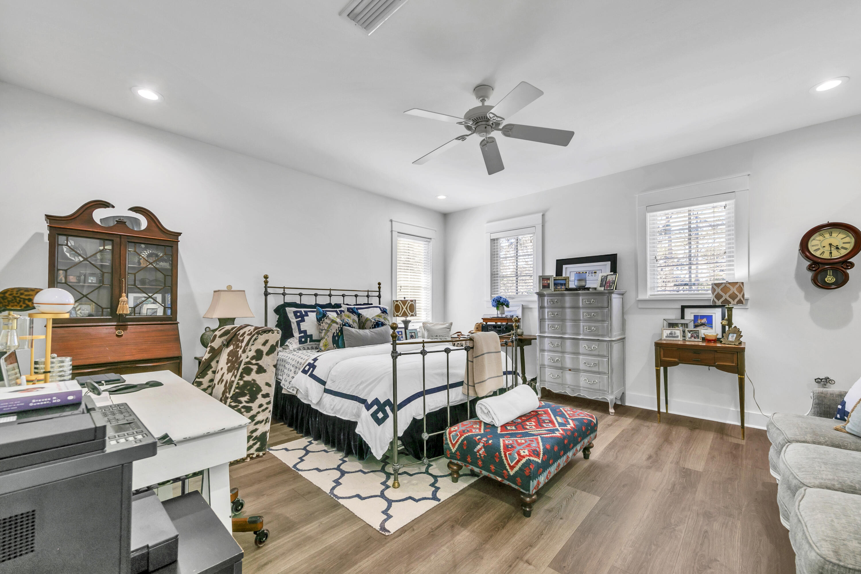 CARSON OAKS - Residential