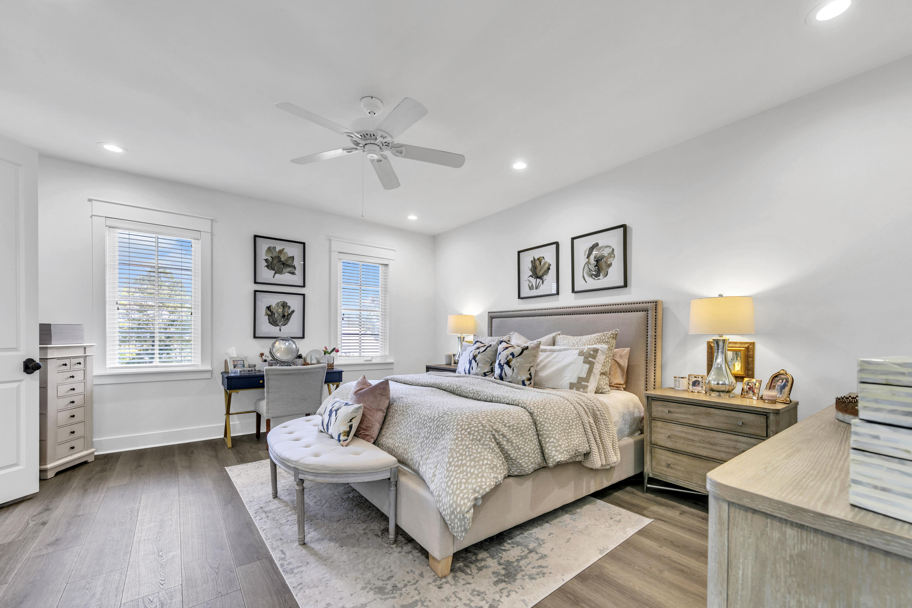 CARSON OAKS - Residential