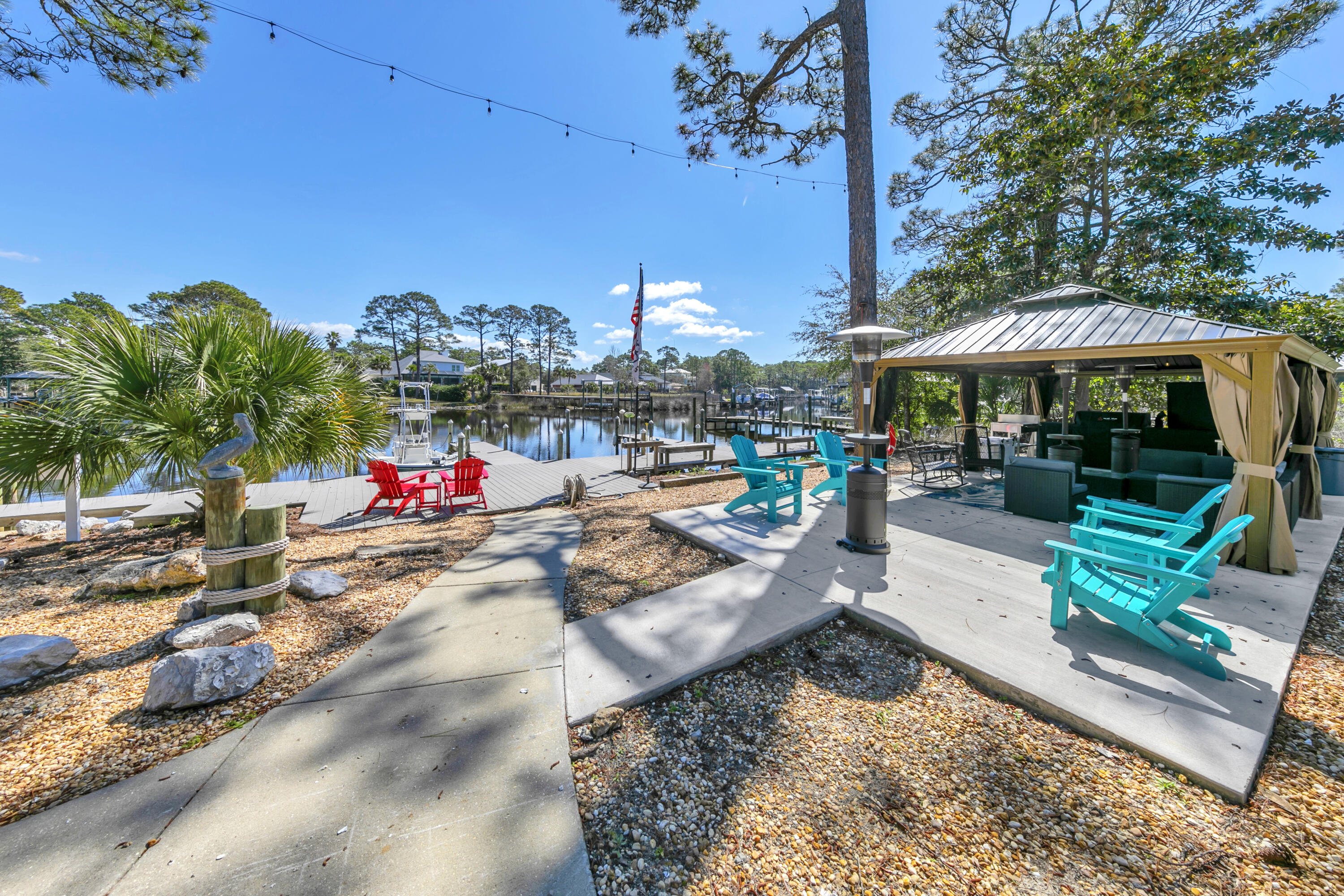 CARSON OAKS - Residential