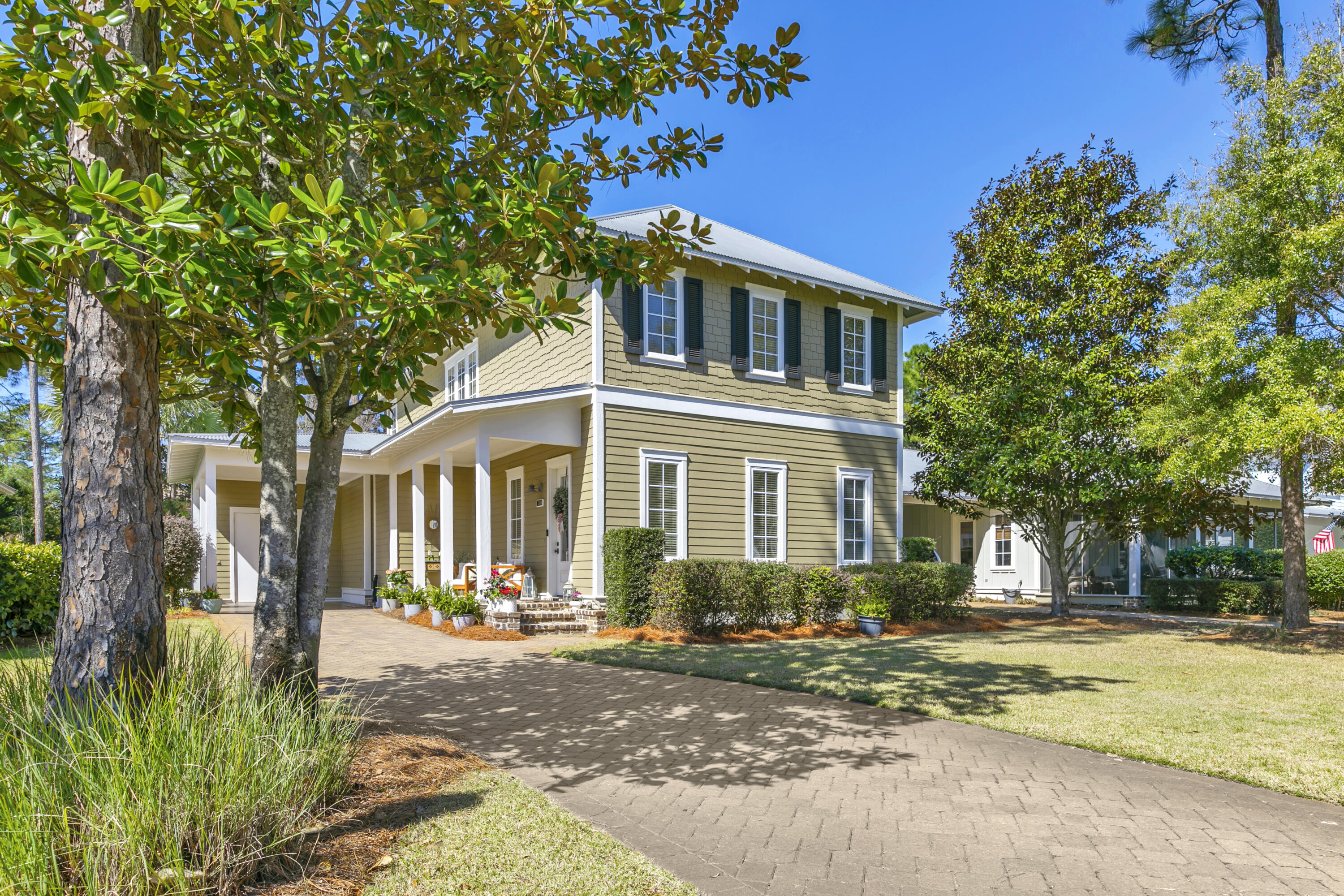 CARSON OAKS - Residential