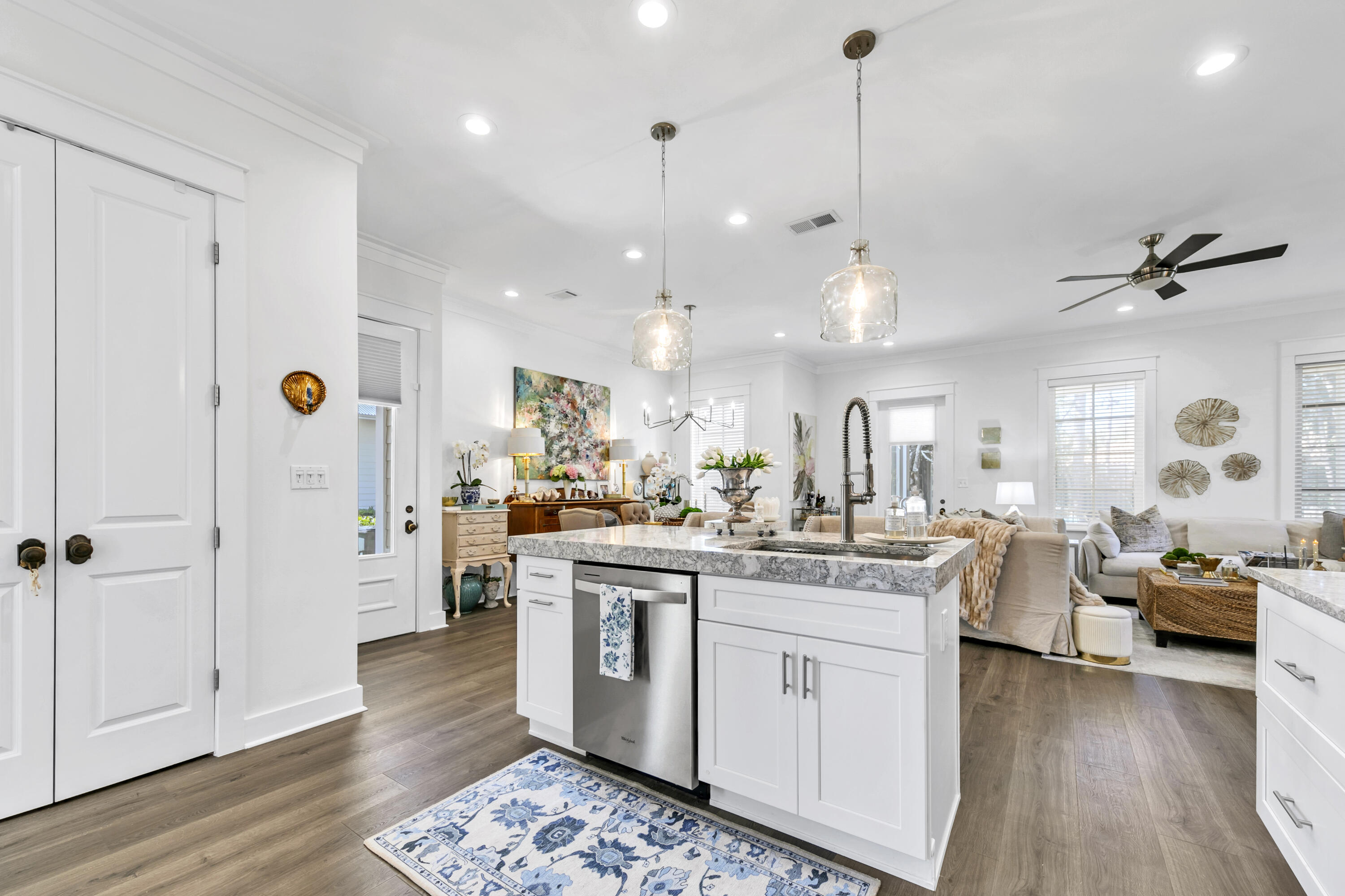 CARSON OAKS - Residential