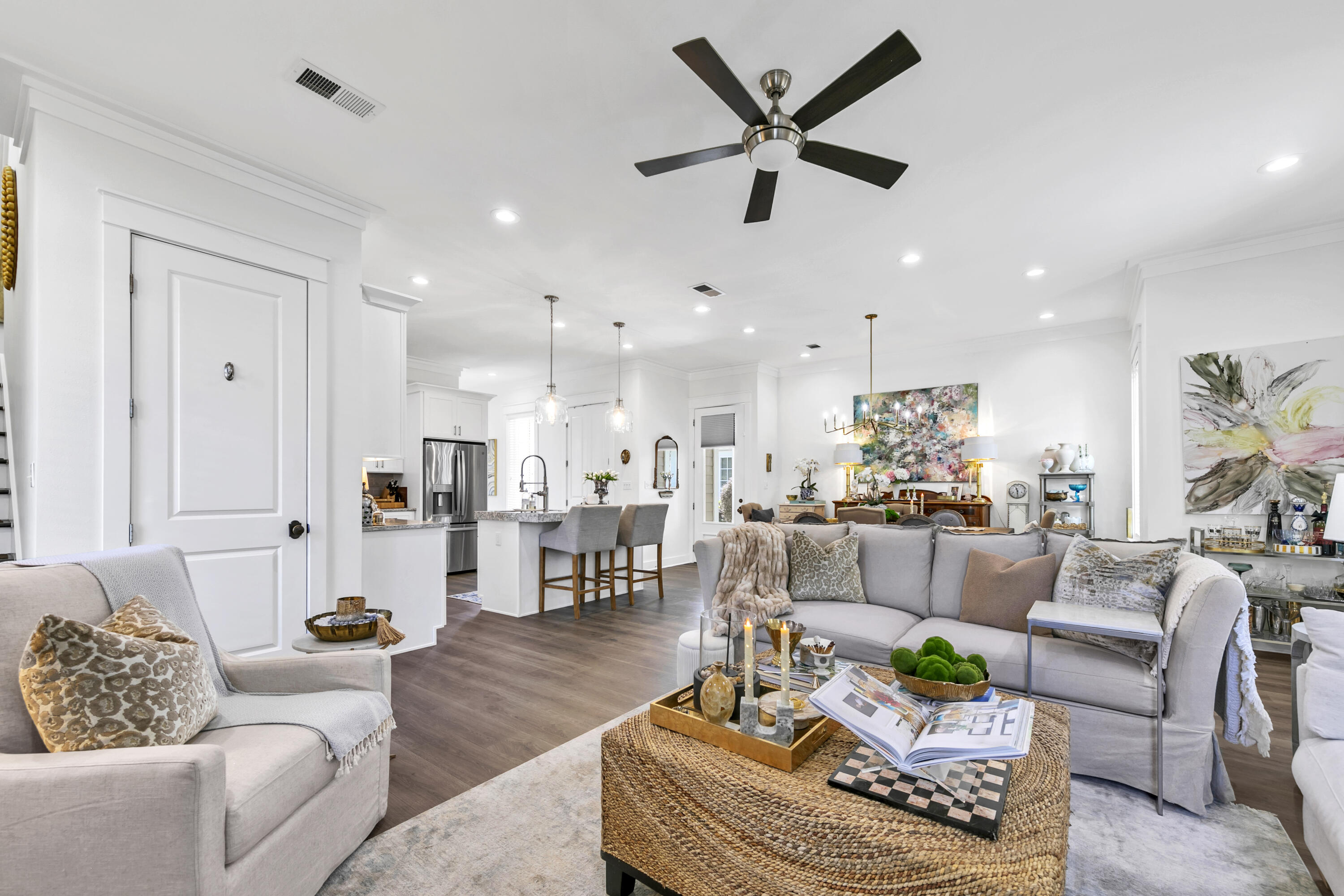 CARSON OAKS - Residential