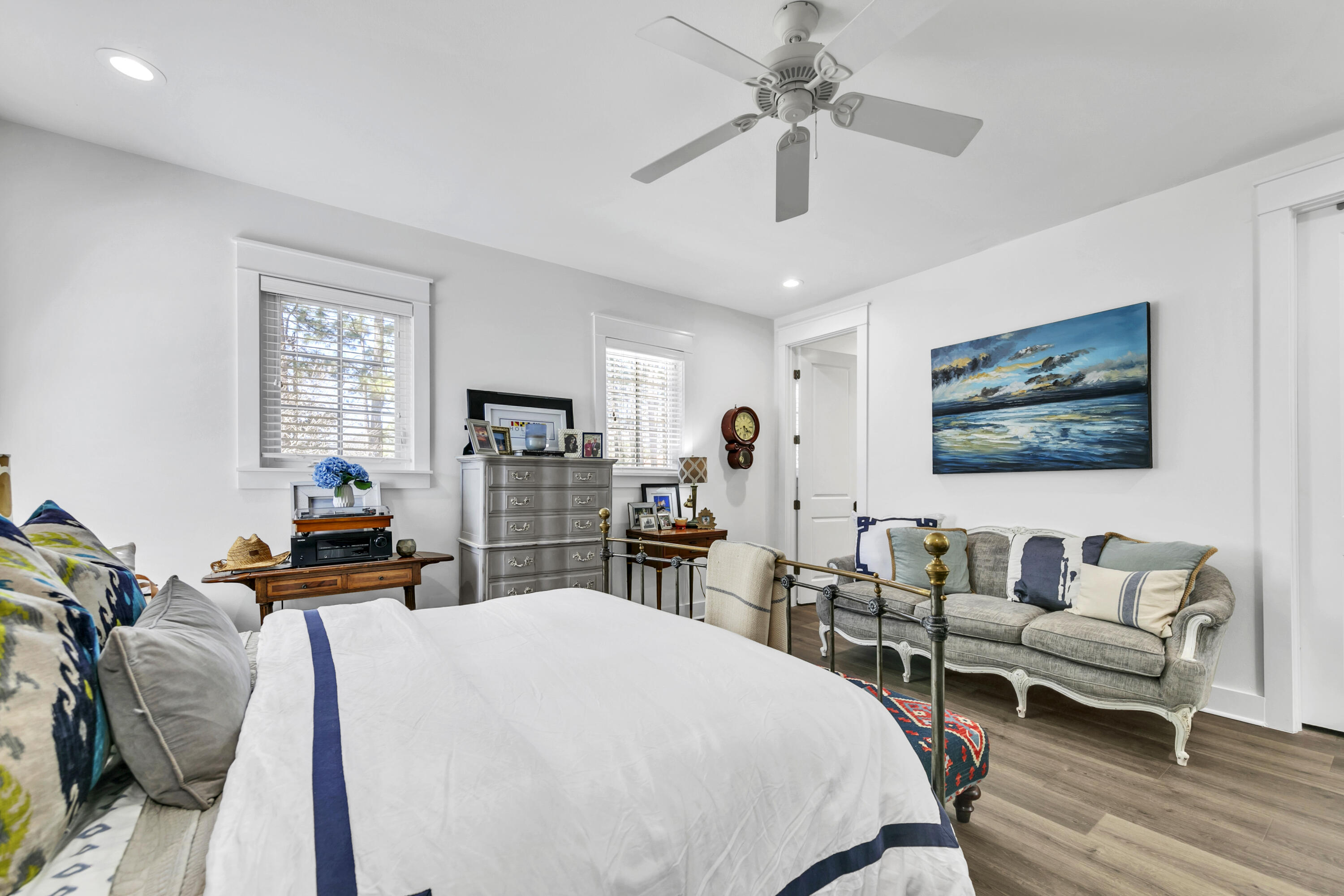 CARSON OAKS - Residential