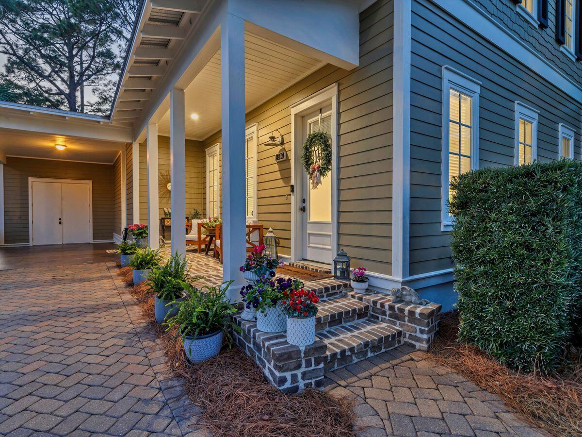 CARSON OAKS - Residential