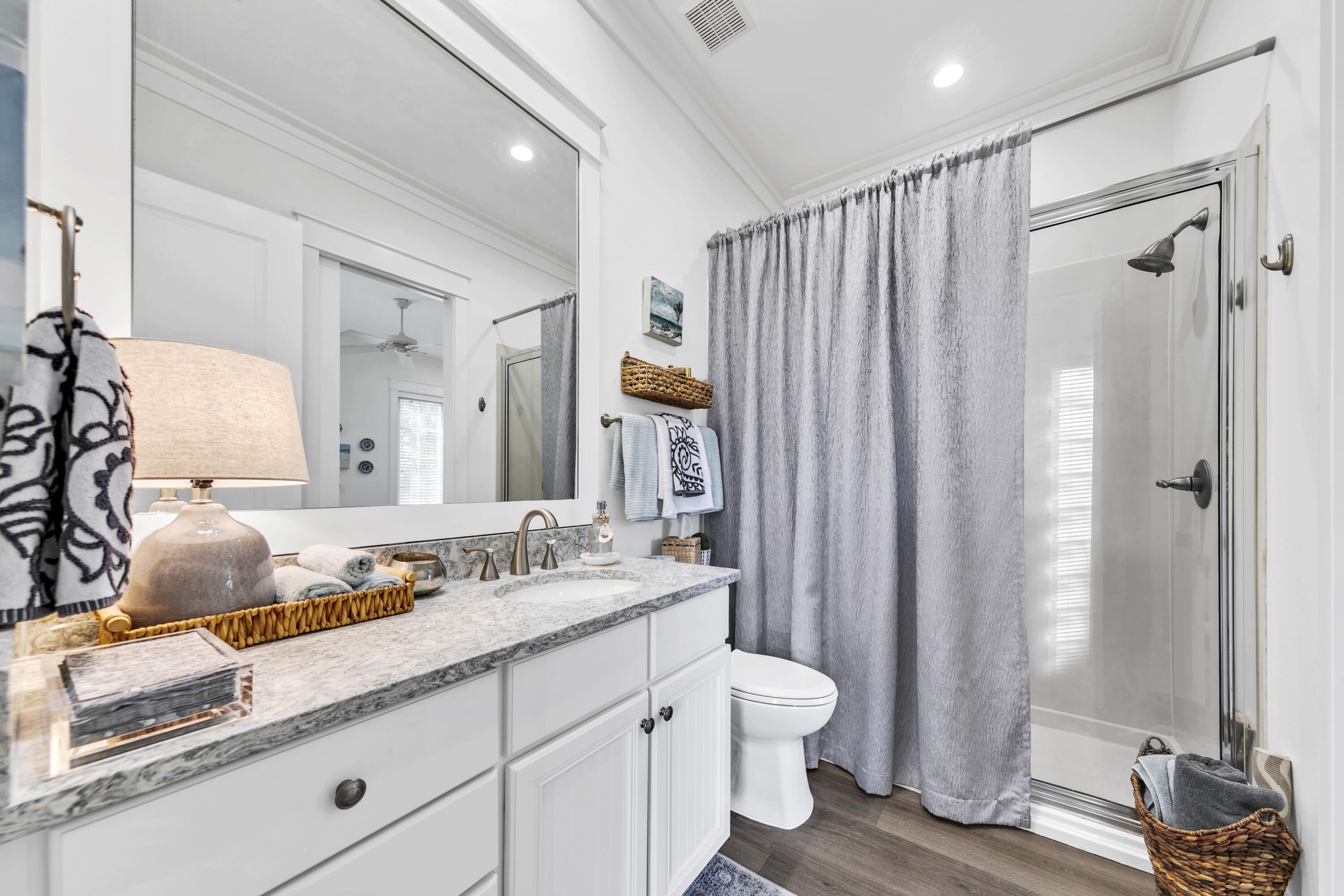 CARSON OAKS - Residential