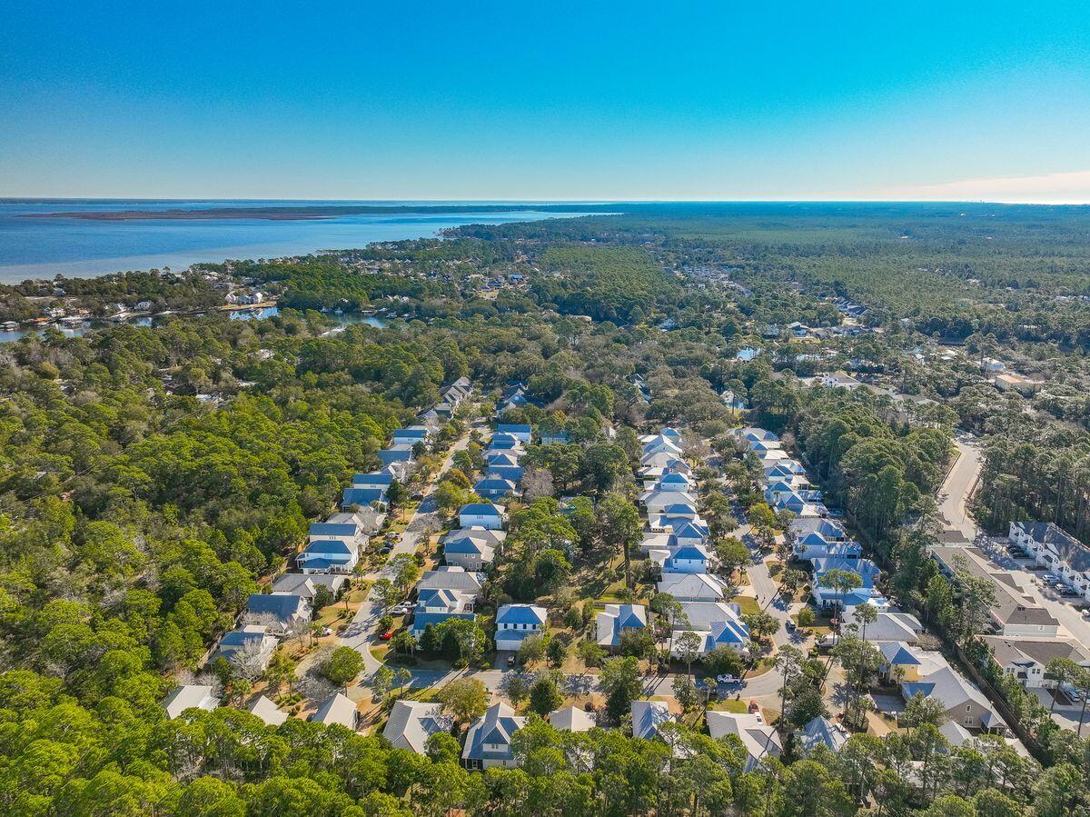 CARSON OAKS - Residential