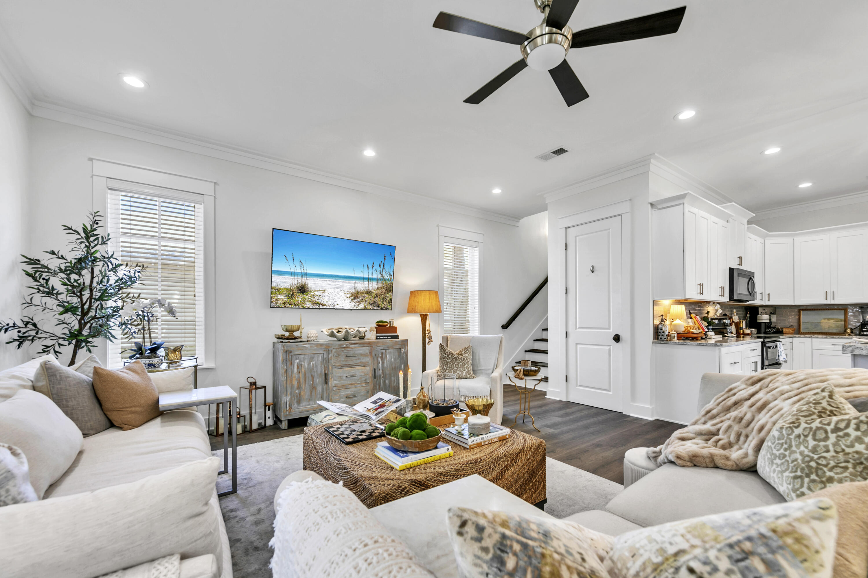 CARSON OAKS - Residential