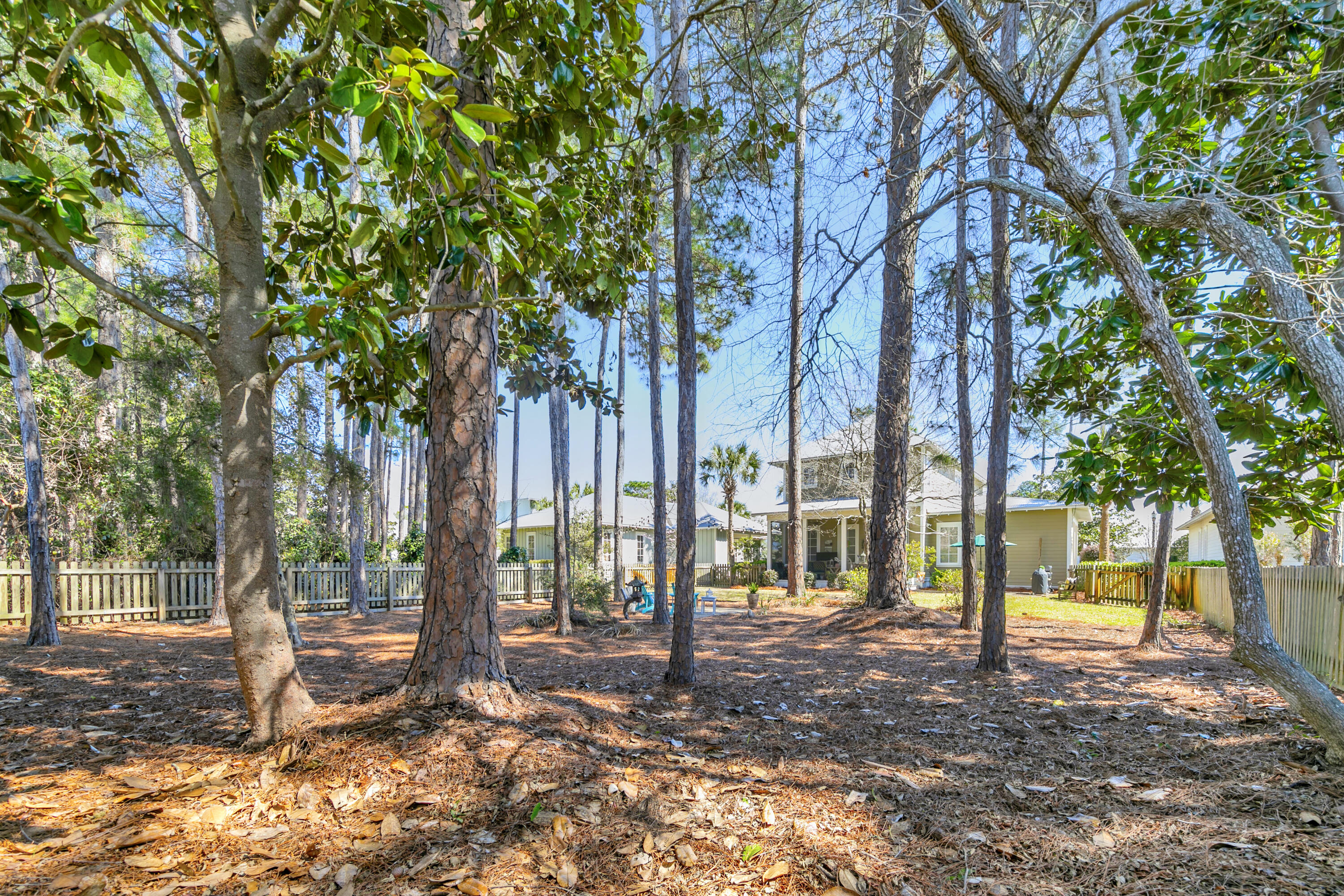 CARSON OAKS - Residential