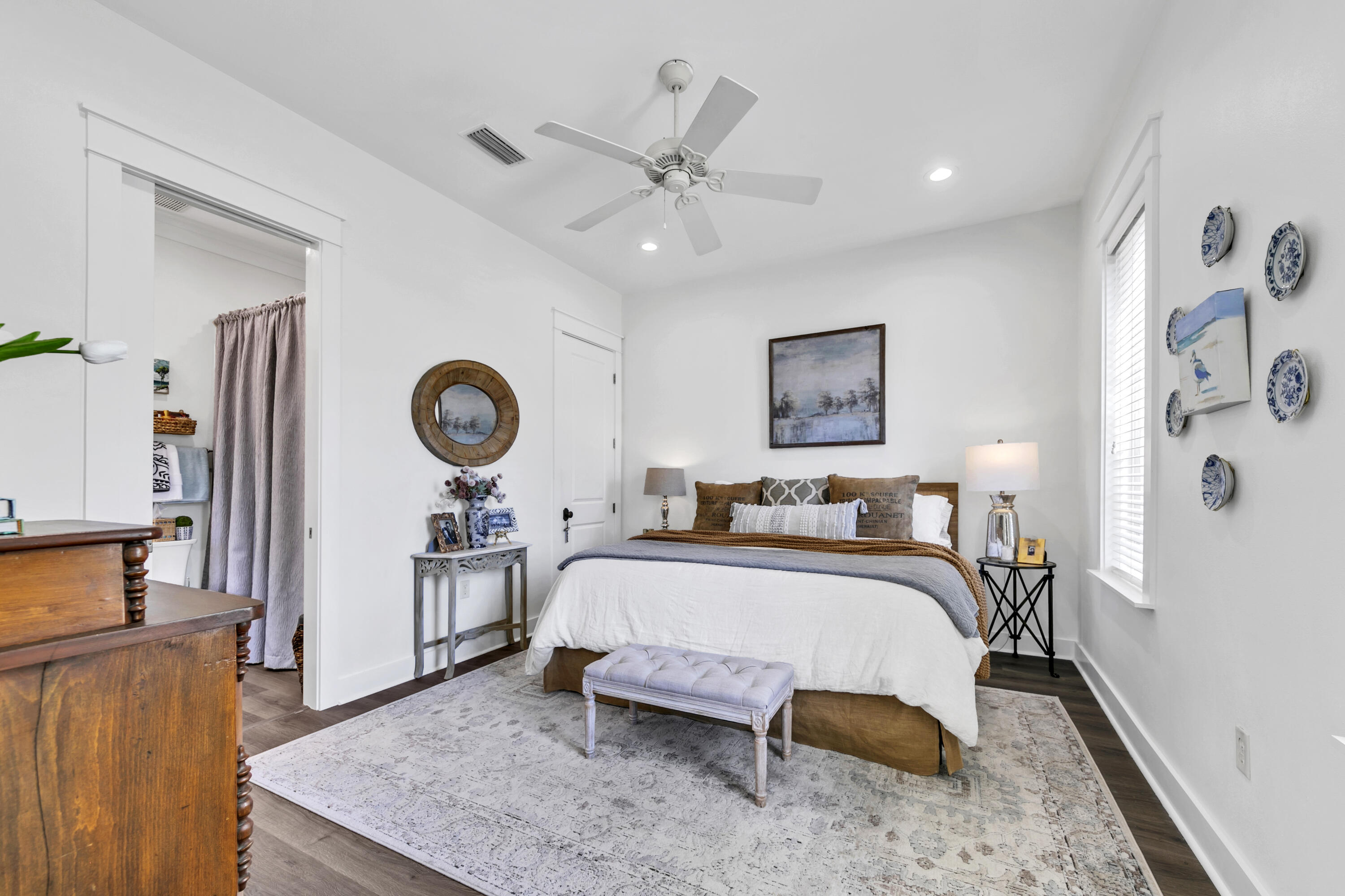 CARSON OAKS - Residential